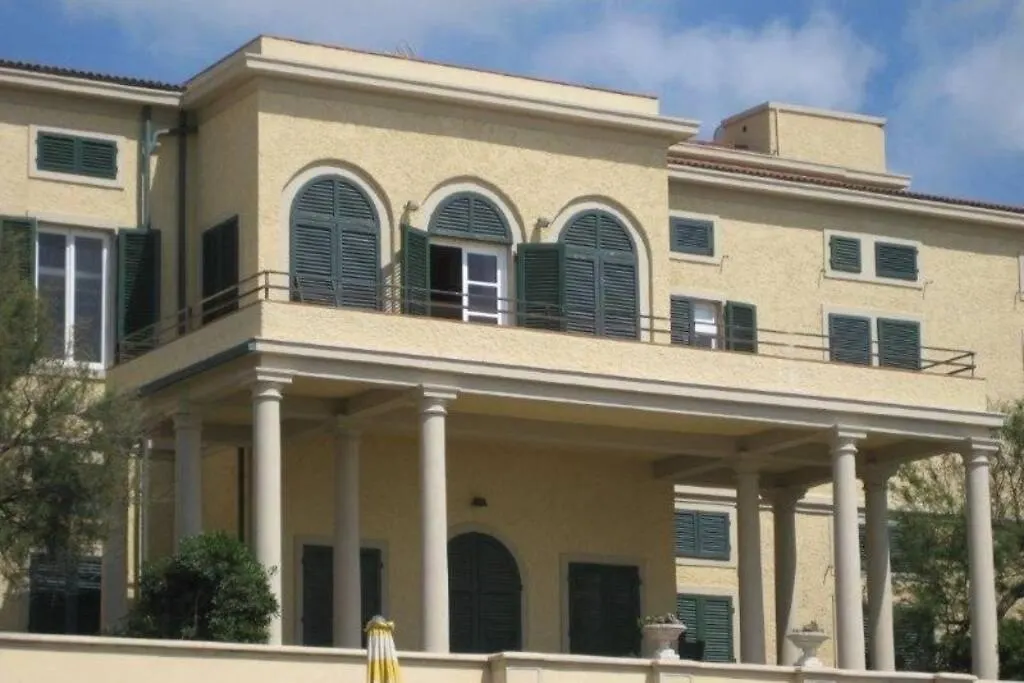 Appartamento In Villa Storica Sul Mare Per 8/10 Persone Castagneto Carducci 0*,  Italien