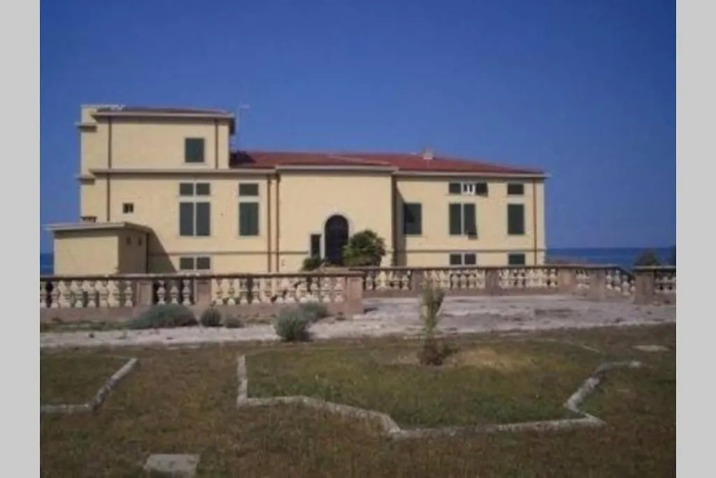 Appartamento In Villa Storica Sul Mare Per 8/10 Persone Castagneto Carducci Itália