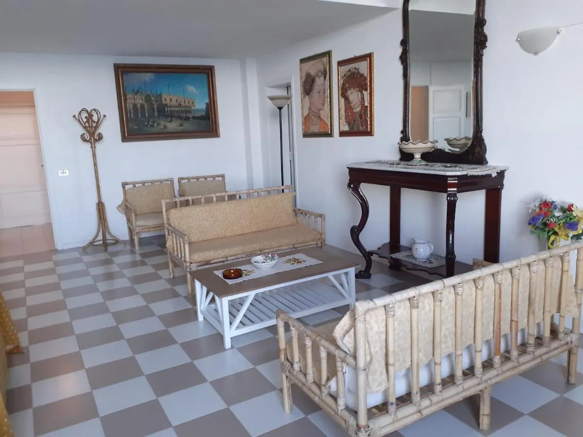 Appartamento In Villa Storica Sul Mare Per 8/10 Persone Castagneto Carducci Apartamento